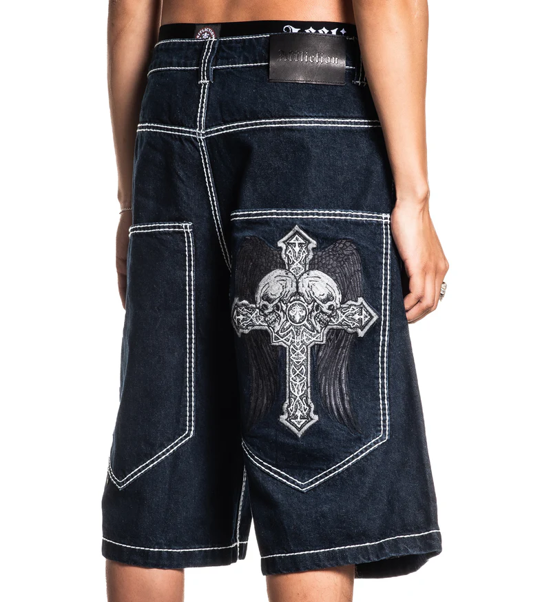 Extra Wide Seeker Shorts